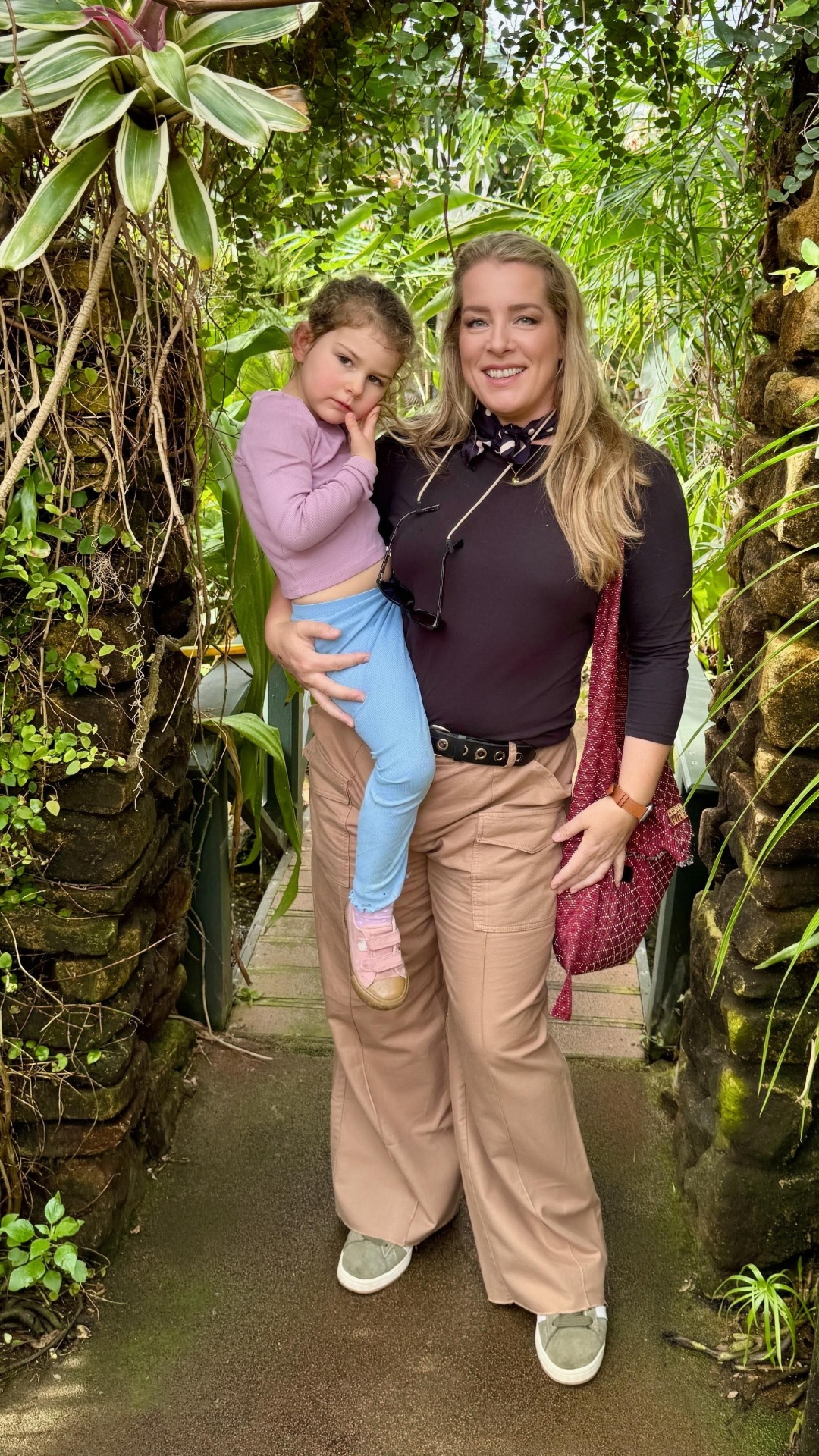 Darcey Croft, private midwife